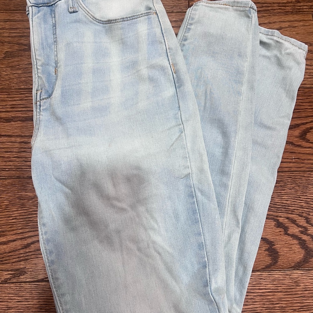 Light Denizen by Levi Jeans